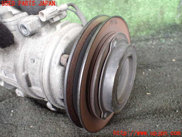 1UPJ-9230166025]ハイラックスサーフ N130系 4ドア(KZN130W)エアコンコンプレッサー 中古_3