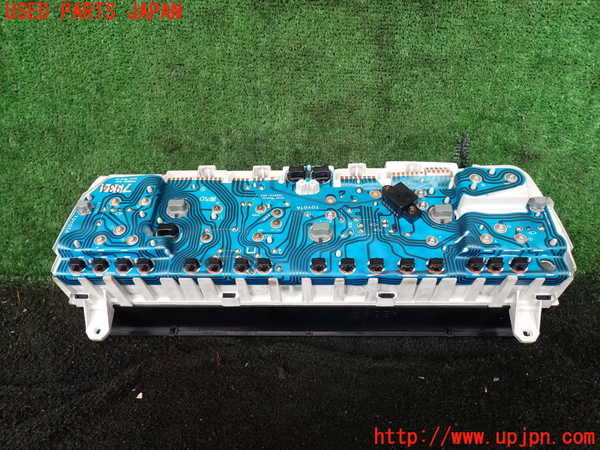 1UPJ-9230166170]ハイラックスサーフ N130系 4ドア(KZN130W)スピードメーター 中古_3