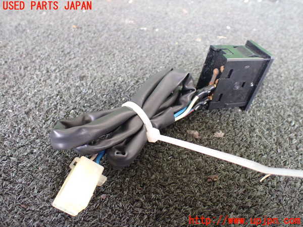 1UPJ-9230166309]ハイラックスサーフ N130系 4ドア(KZN130W)スイッチ4(電動ファン) 中古_2