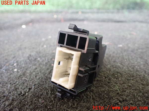 1UPJ-9230166245]ハイラックスサーフ N130系 4ドア(KZN130W)左前パワーウィンドウスイッチ 中古_2