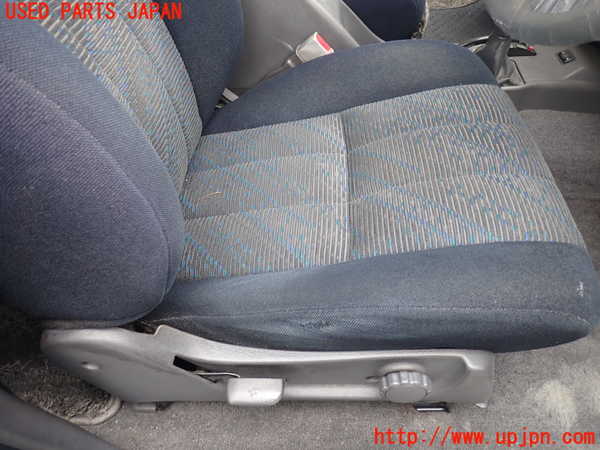 1UPJ-9230167035]ハイラックスサーフ N130系 4ドア(KZN130W)運転席シート 中古_3