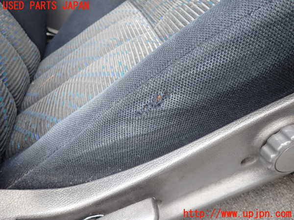 1UPJ-9230167035]ハイラックスサーフ N130系 4ドア(KZN130W)運転席シート 中古_4