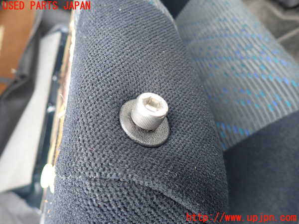 1UPJ-9230167145]ハイラックスサーフ N130系 4ドア(KZN130W)右2列目シート 中古_5