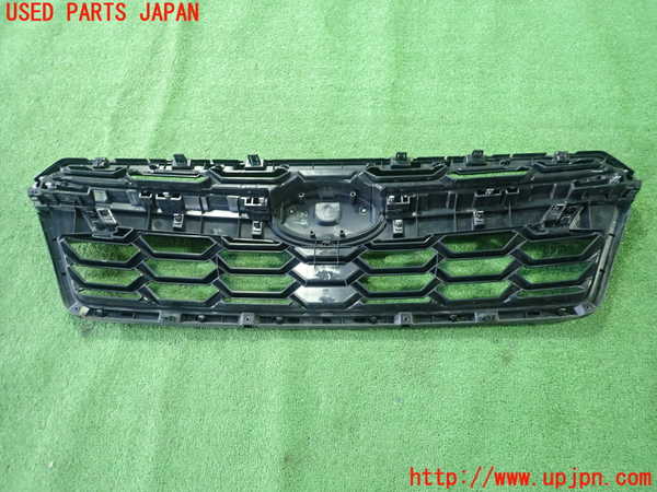 1UPJ-9230181050]スバル・XV(GT7)ラジエターグリル 中古_2