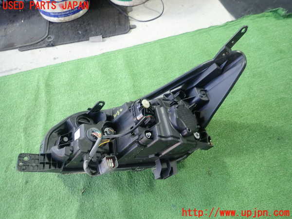 1UPJ-9230181130]スバル・XV(GT7)右ヘッドライト LED 中古_3