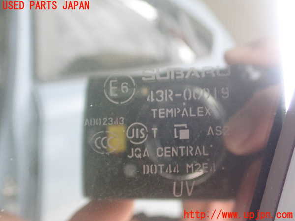 1UPJ-9230181230]スバル・XV(GT7)右前ドア CENTRAL M2E4 中古_2