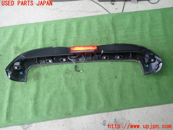 1UPJ-9230181520]スバル・XV(GT7)リアスポイラー 中古_2