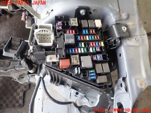 1UPJ-9230186741]スバル・XV(GT7)ヒューズボックス1 中古_2