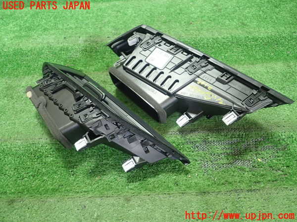 1UPJ-9230187527]スバル・XV(GT7)エアコン吹き出し口2 (真中) 中古_3