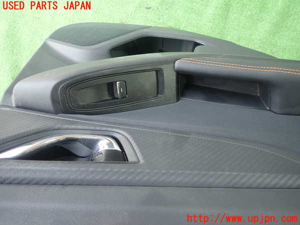 1UPJ-9230181324]スバル・XV(GT7)左後ドア内張り 中古_2