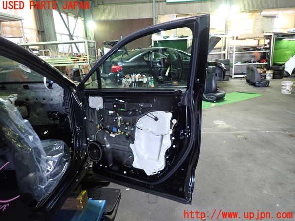 1UPJ-9230191230]ハリアー ハイブリッド(AXUH80)右前ドア M2H5 中古_5