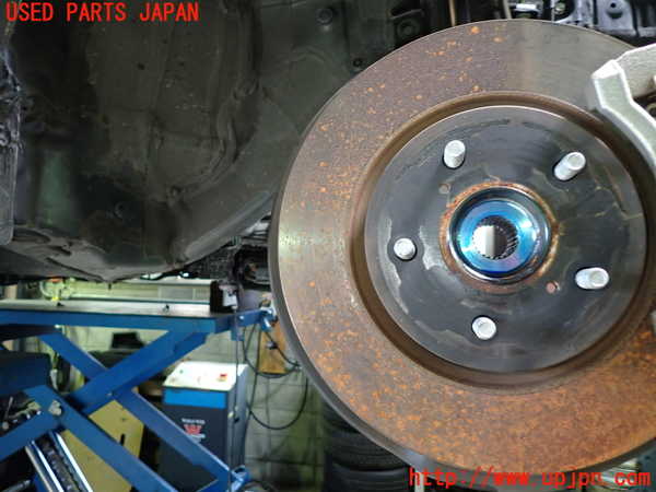 1UPJ-9230194290]ハリアー ハイブリッド(AXUH80)右フロントナックルハブ 中古_3