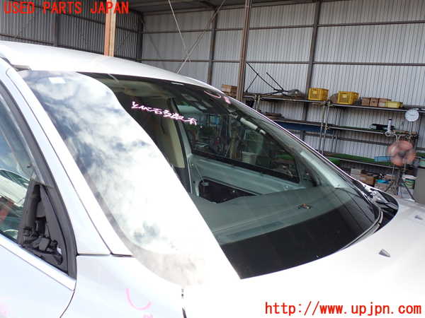 2UPJ-9230201195]ボルボ・XC60(DB4204TXC)フロントガラス (43R-00027) 中古_2