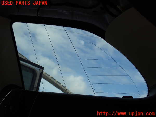 2UPJ-9230201380]ボルボ・XC60(DB4204TXC)右クォーターガラス (43R-0010236) 中古_4