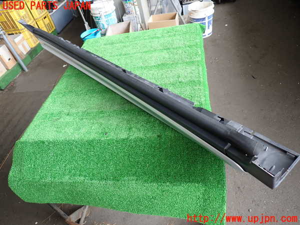 2UPJ-9230201390]ボルボ・XC60(DB4204TXC)右サイドステップ 中古_4