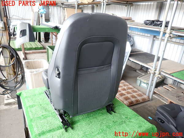 2UPJ-9230207035]ボルボ・XC60(DB4204TXC)運転席シート 中古_4