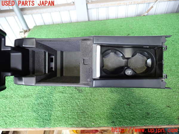 2UPJ-9230207540]ボルボ・XC60(DB4204TXC)センターコンソール 中古_2