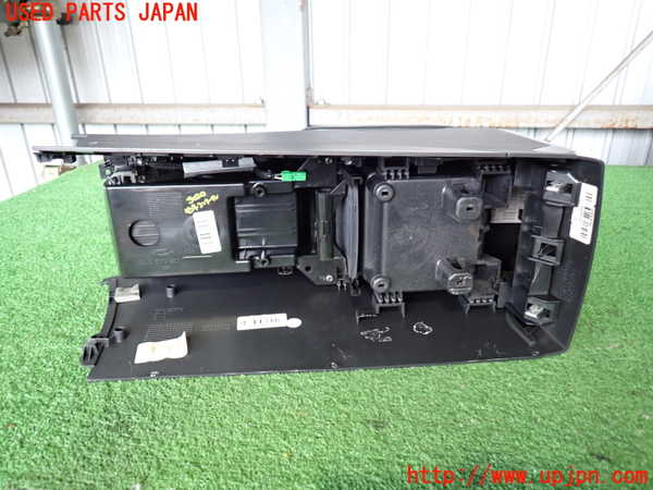 2UPJ-9230207540]ボルボ・XC60(DB4204TXC)センターコンソール 中古_4