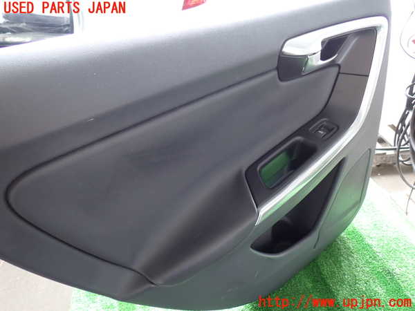 2UPJ-9230201324]ボルボ・XC60(DB4204TXC)左後ドア内張り 中古_3