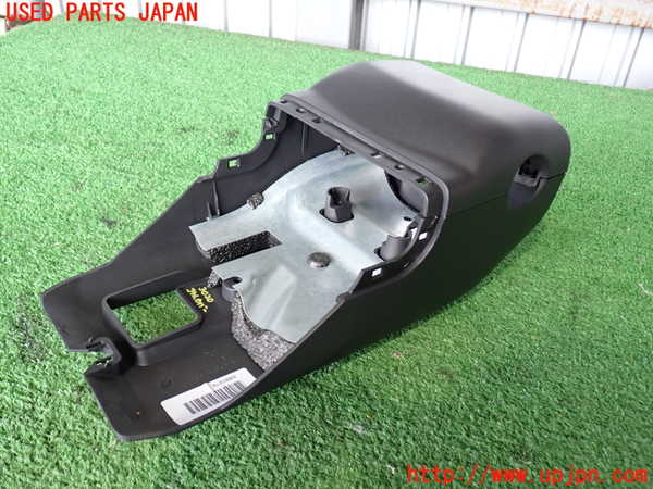 2UPJ-9230207905]ボルボ・XC60(DB4204TXC)コラムカバー 中古_2