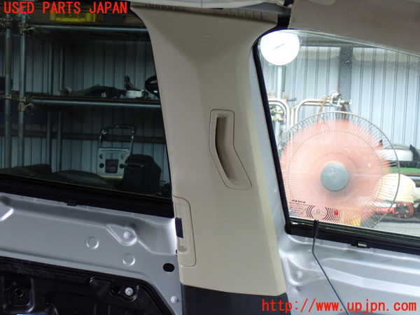2UPJ-9230207670]ボルボ・XC60(DB4204TXC)左センターピラートリム 中古_2