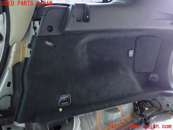 2UPJ-9230207675]ボルボ・XC60(DB4204TXC)右リアピラートリム 中古_3