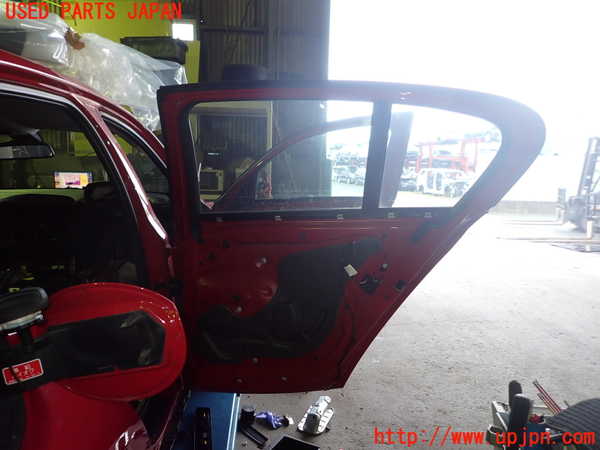 1UPJ-9230211290]BMW 118i F20(1R15)右後ドア FUYAO M532 中古_4