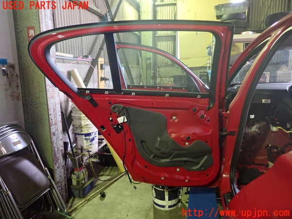 1UPJ-9230211320]BMW 118i F20(1R15)左後ドア FUYAO M532 中古_4
