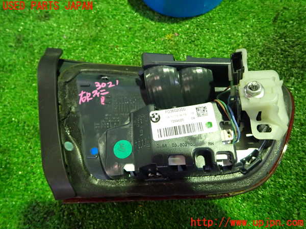 1UPJ-9230211550]BMW 118i F20(1R15)右リアフィニッシャー 中古_4