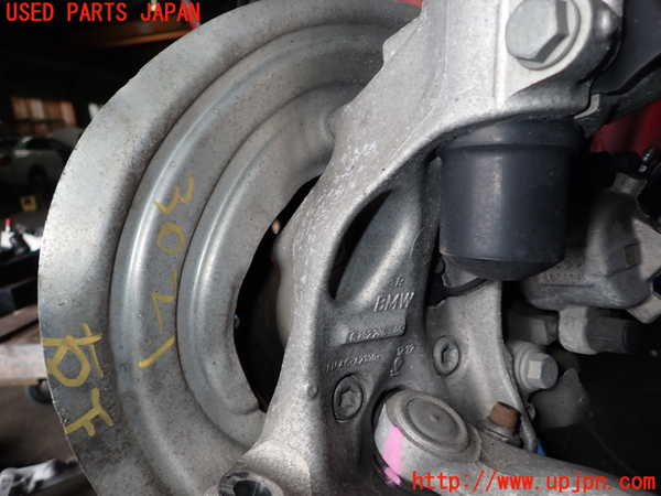 1UPJ-9230214290]BMW 118i F20(1R15)右フロントナックルハブ 中古_2