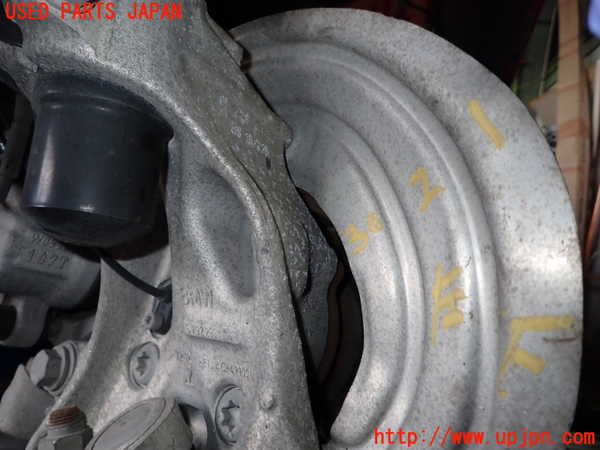 1UPJ-9230214295]BMW 118i F20(1R15)左フロントナックルハブ 中古_2
