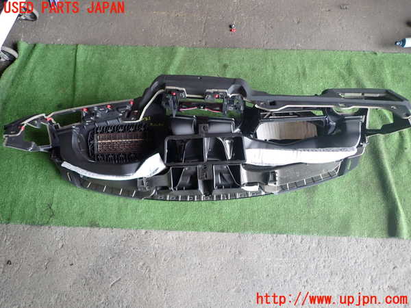 1UPJ-9230217505]BMW 118i F20(1R15)ダッシュボード 中古_5