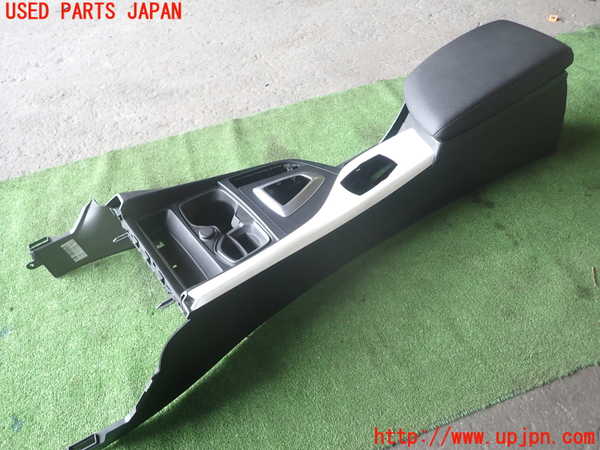 1UPJ-9230217540]BMW 118i F20(1R15)センターコンソール 中古_2