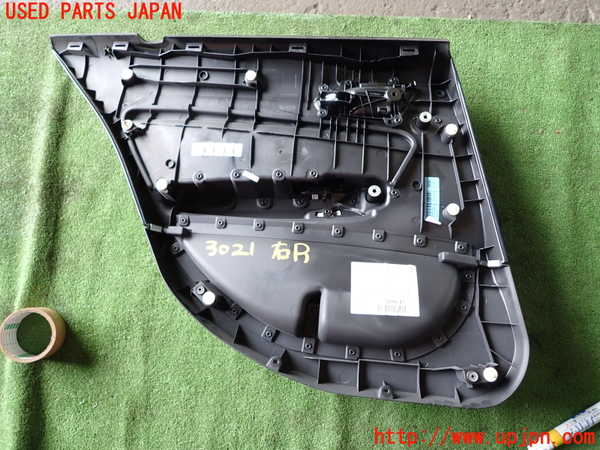 1UPJ-9230211294]BMW 118i F20(1R15)右後ドア内張り 中古_4