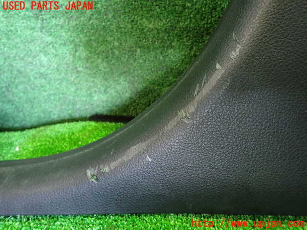 1UPJ-9230217665]BMW 118i F20(1R15)右センターピラートリム 中古_4