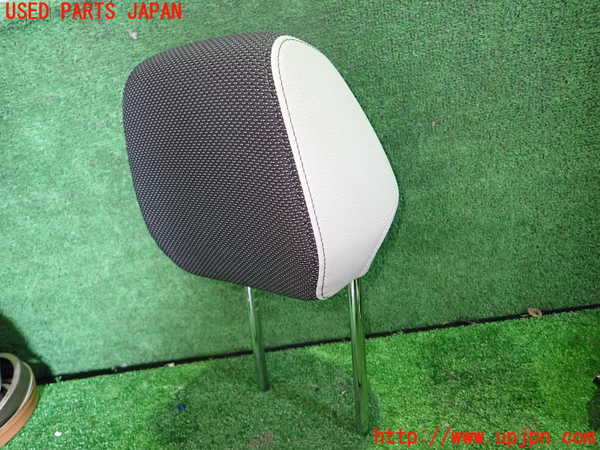 1UPJ-9230217070]BMW 118i F20(1R15)助手席ヘッドレスト 中古_2