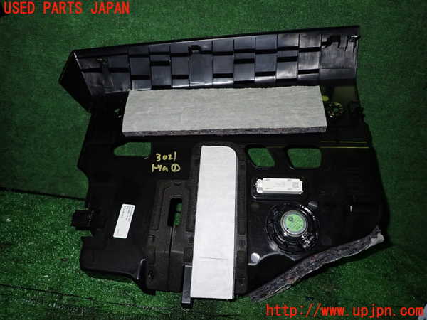 1UPJ-9230217691]BMW 118i F20(1R15)内装トリム類1 中古_2
