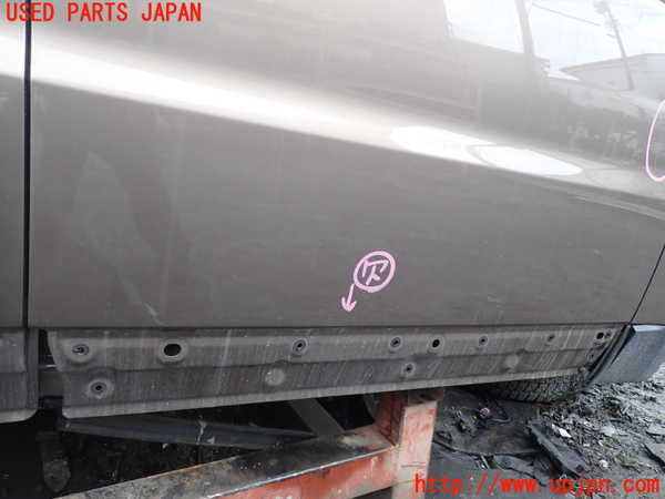 1UPJ-9230221230]ランドローバー・レンジローバー スポーツ(LW3KB)右前ドア PILKINGTON M6250 中古_3