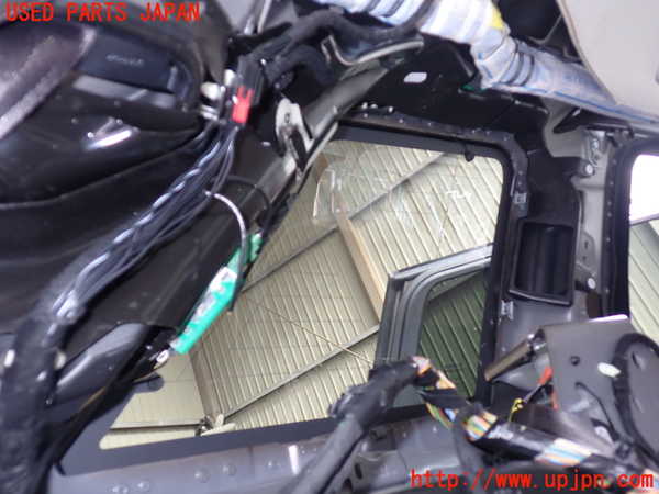 1UPJ-9230221382]ランドローバー・レンジローバー スポーツ(LW3KB)左クォーターガラス FUYAO M1240 中古_2