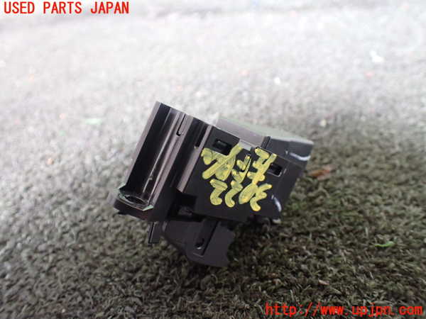 1UPJ-9230226245]ランドローバー・レンジローバー スポーツ(LW3KB)左前パワーウィンドウスイッチ 中古_2
