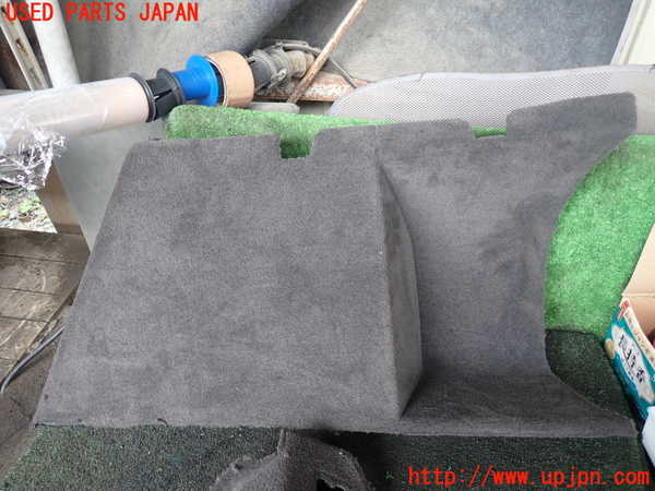 1UPJ-9230227675]ランドローバー・レンジローバー スポーツ(LW3KB)右リアピラートリム 中古_2