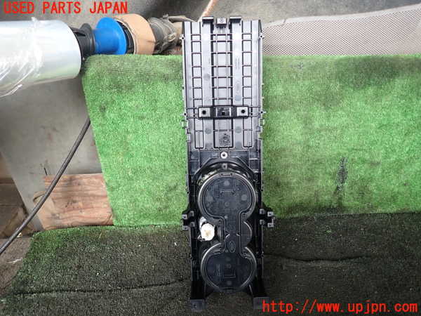 1UPJ-9230227810]ランドローバー・レンジローバー スポーツ(LW3KB)ドリンクホルダー 中古_3