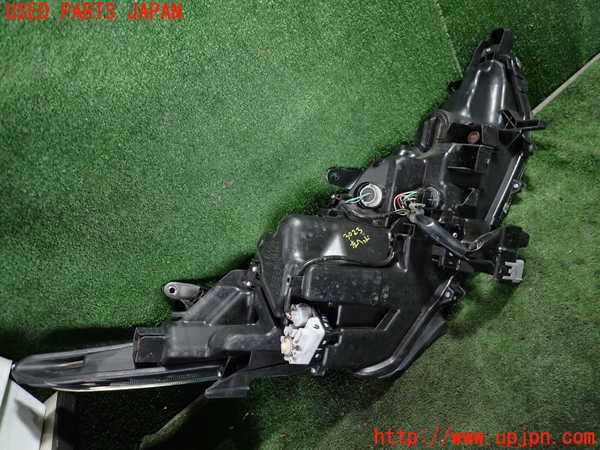 1UPJ-9230231132]エスティマ(ACR50W)左ヘッドライト LED 中古_4