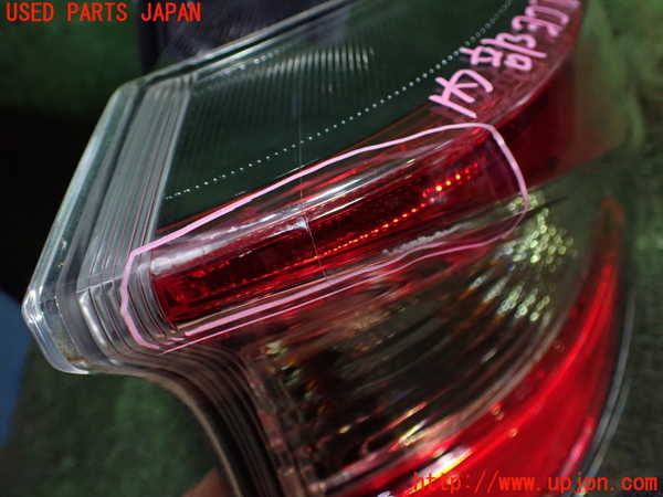 1UPJ-9230231530]エスティマ(ACR50W)右テールランプ 中古_2