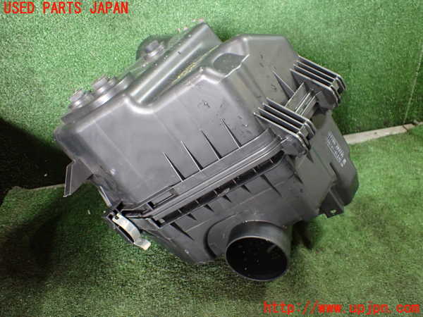 1UPJ-9230232560]エスティマ(ACR50W)エアクリーナーボックス 中古_2