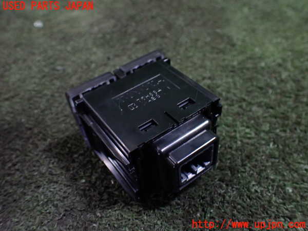 1UPJ-9230236307]エスティマ(ACR50W)スイッチ2 (ソナー・VSC OFF他) 中古_2