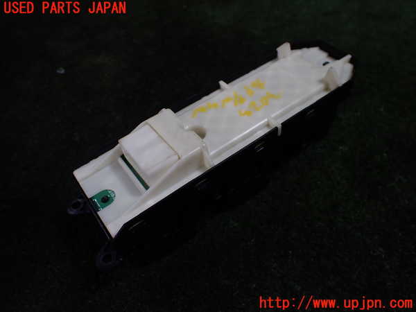 1UPJ-9230236240]エスティマ(ACR50W)右前パワーウィンドウスイッチ 中古_2
