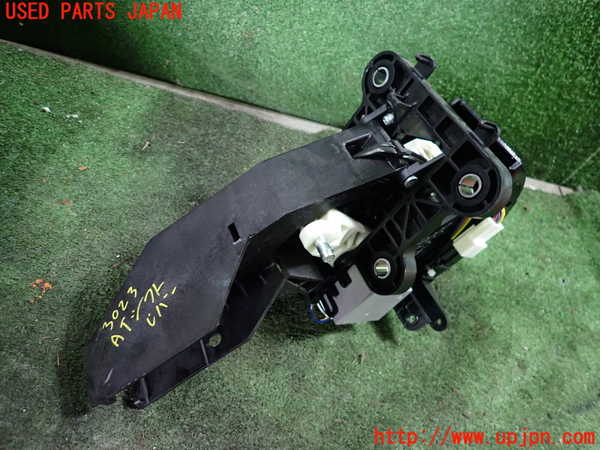1UPJ-9230237555]エスティマ(ACR50W)ATシフトレバー 中古_3