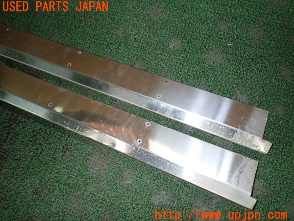 3UPJ=9230240025]ジムニーシエラ(JB32W 2型)社外 サイドパネル サイドシルパネル サイドステップ ガード 中古_3