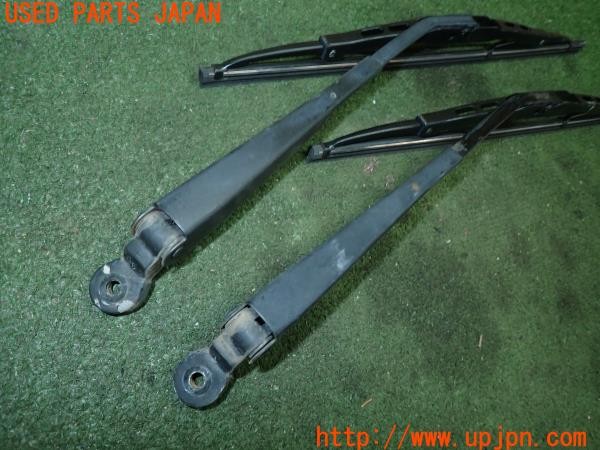 3UPJ=9230240065]ジムニーシエラ(JB32W 2型)純正 ワイパーアーム BOSCH ブレード 中古_4